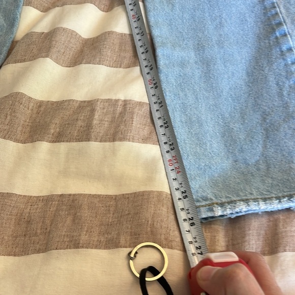 Levi's Premium Wedgie Straight Luxor
Again Light Wash Size 27 Straight Leg ankle - Picture 13 of 15